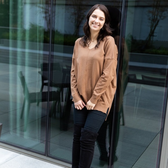 JENNER V-NECK TUNIC - Picture 5 of 5